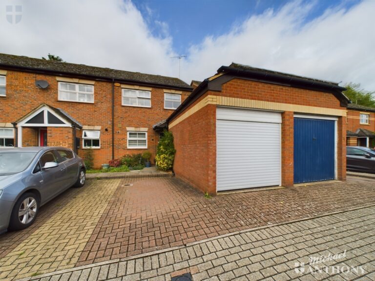 Old Brewery Close, Aylesbury, HP21 7SH