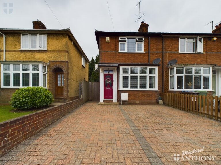 Clinton Crescent, Aylesbury, Buckinghamshire