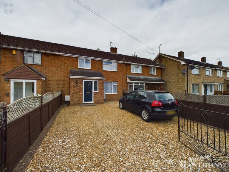 Berryfield Road, Aylesbury, Buckinghamshire