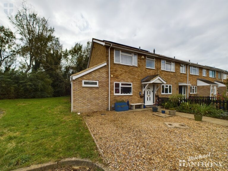 Tamar Close, Aylesbury HP21 9HG