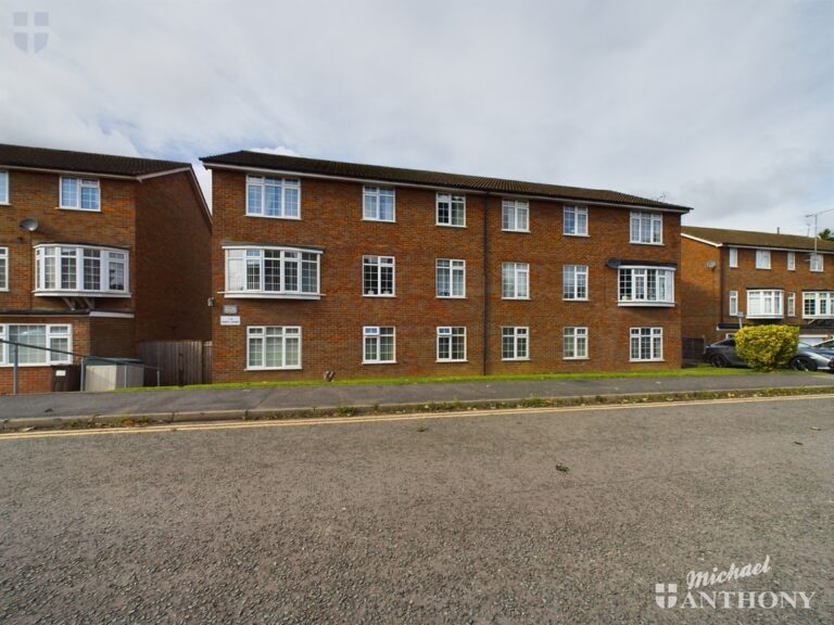 Croft Court, Croft Road, Aylesbury, Buckinghamshire