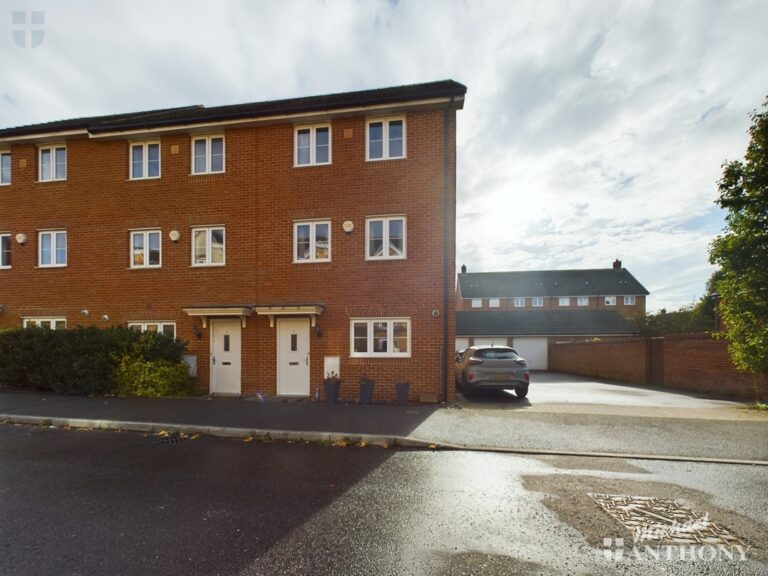 Hancock Close, Aylesbury, Buckinghamshire Image