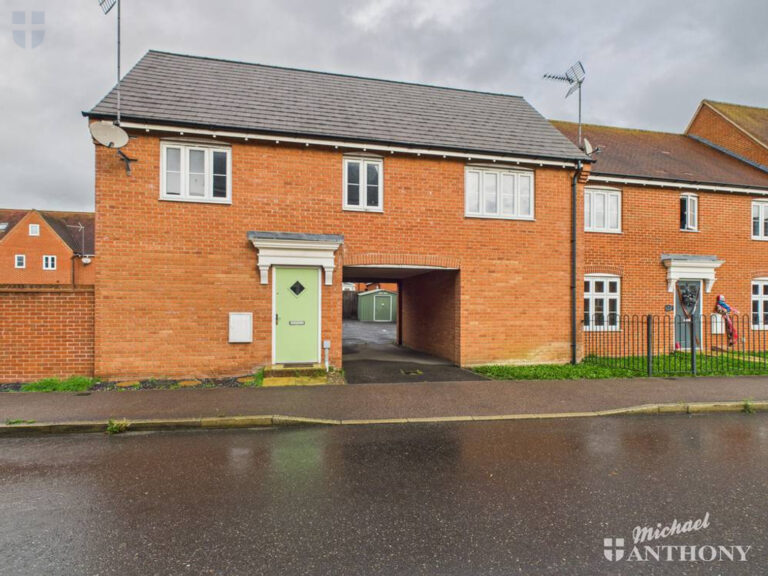 Prince Rupert Drive, Aylesbury, Buckinghamshire Image