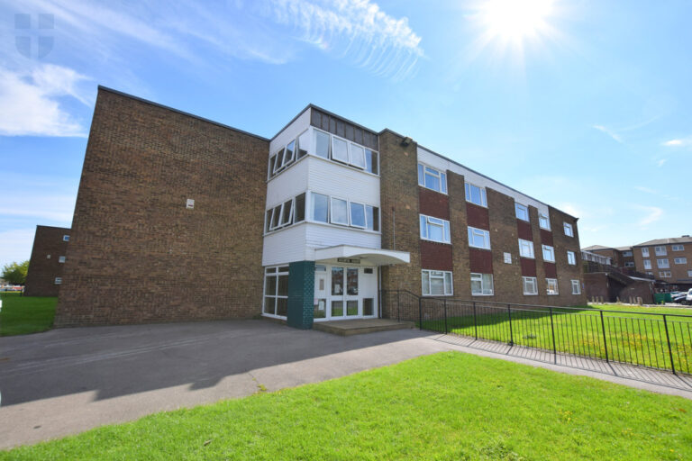 Selwyn Court, Long Meadow, Aylesbury, Buckinghamshire Image