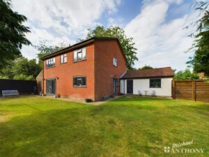 Bakerswood, Heath And Reach, Bedfordshire