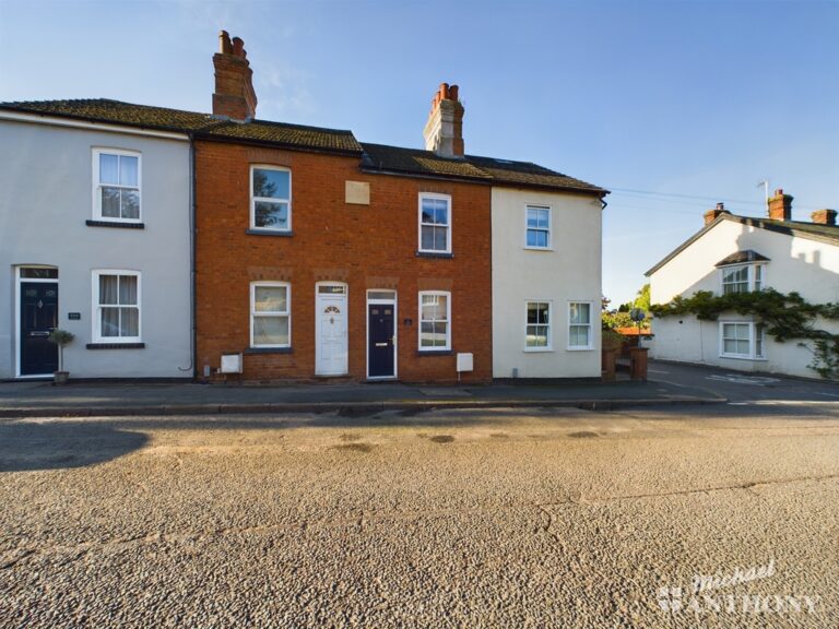 Chew Cottages, Watling Street, Little Brickhill Image