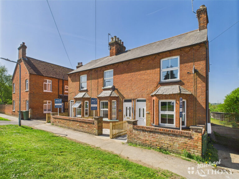High Street South, Stewkley, Leighton Buzzard Image