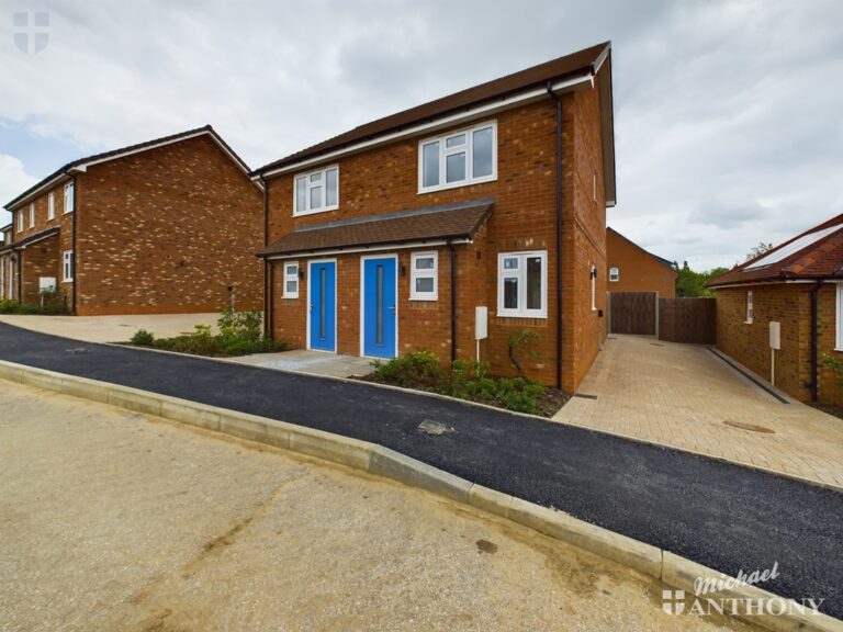 Newman Close, Whitchurch, Aylesbury, Buckinghamshire