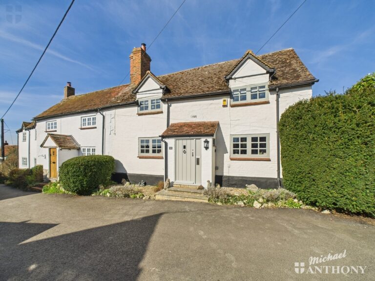 School Hill, North Marston, Buckingham, Buckinghamshire Image